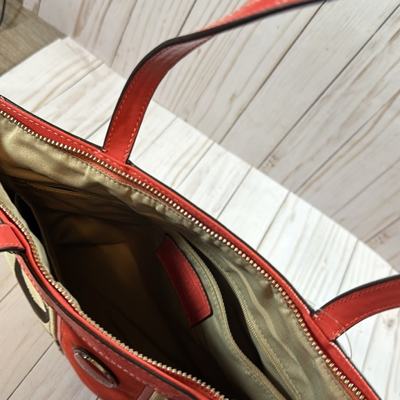 NWT - Coach Signature zip top tote - Picture 7 of 10